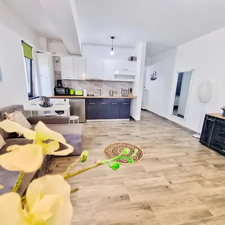 Seveneleven Apartment