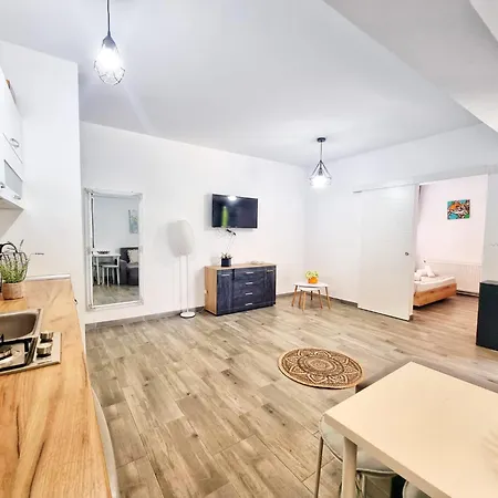 Seveneleven * إيفوري نورد