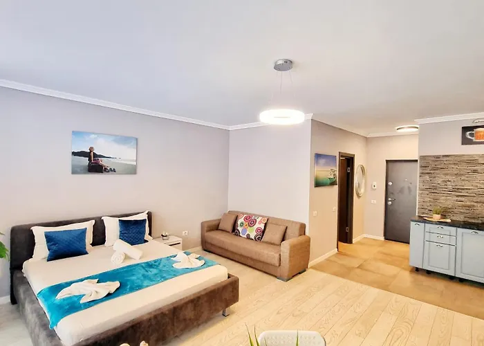 Seveneleven Apartament *